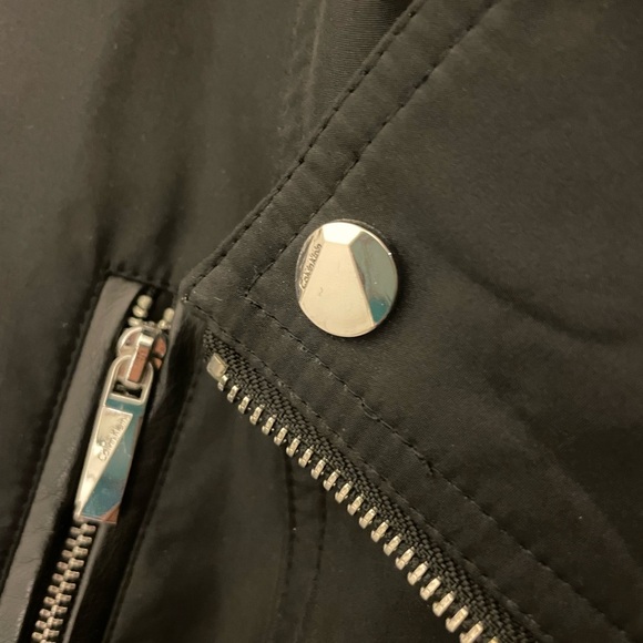 Calvin Klein trench coat - Picture 3 of 5